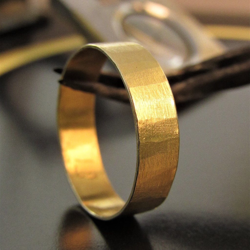 Handmade Gold Wedding Band Timeless & Custom Unisex Wedding Ring